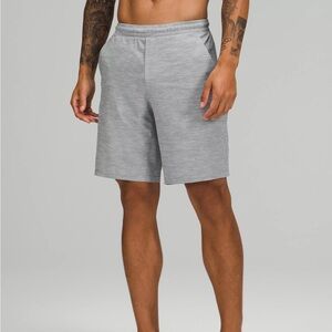 Lululemon Grey Shorts Size Large